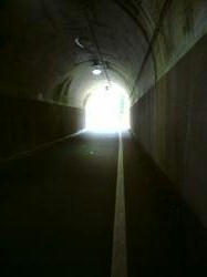 奥多摩のトンネル.jpg